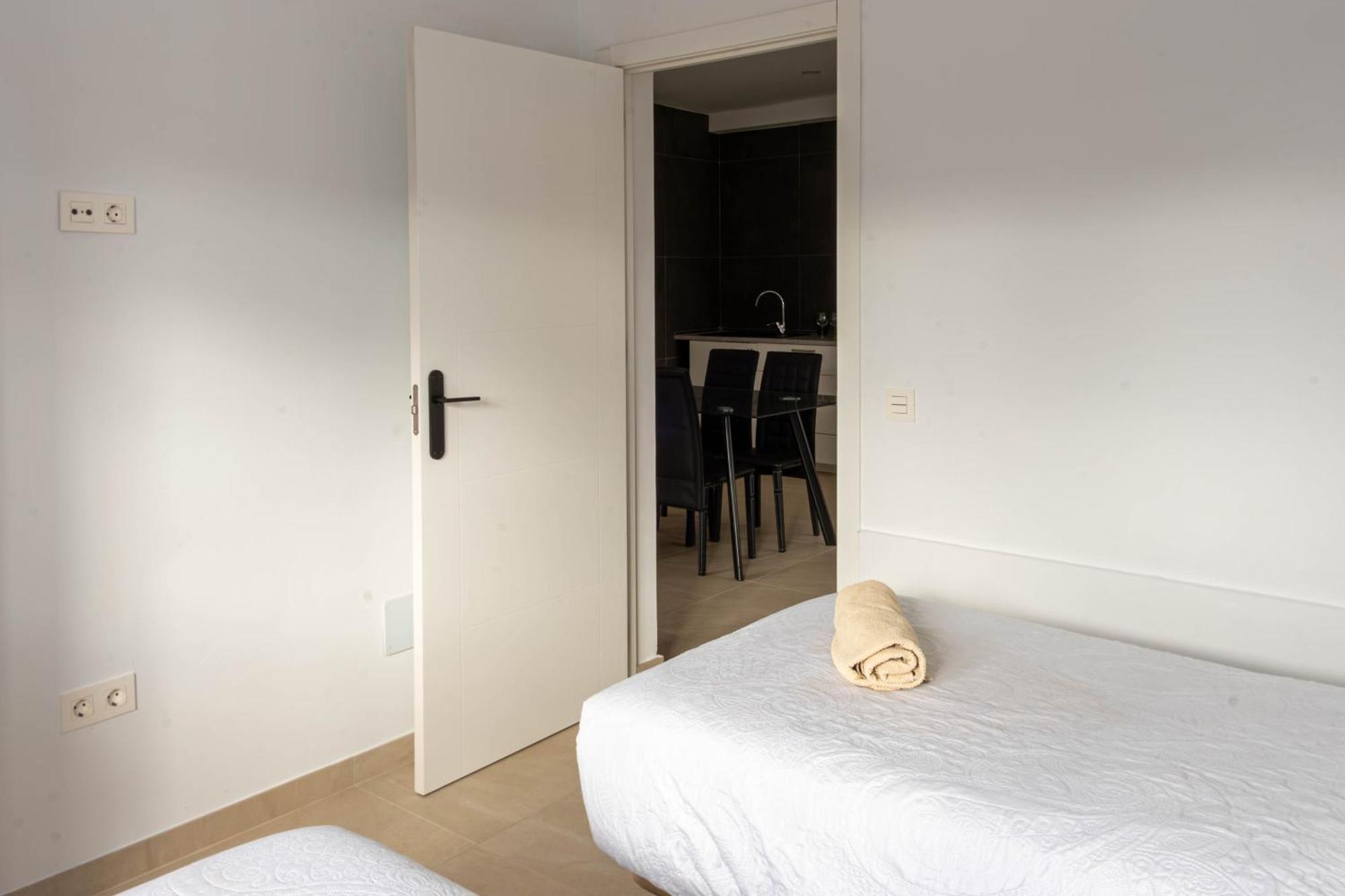 Kiposhi Beach Apartments Punta Mujeres Haría Buitenkant foto